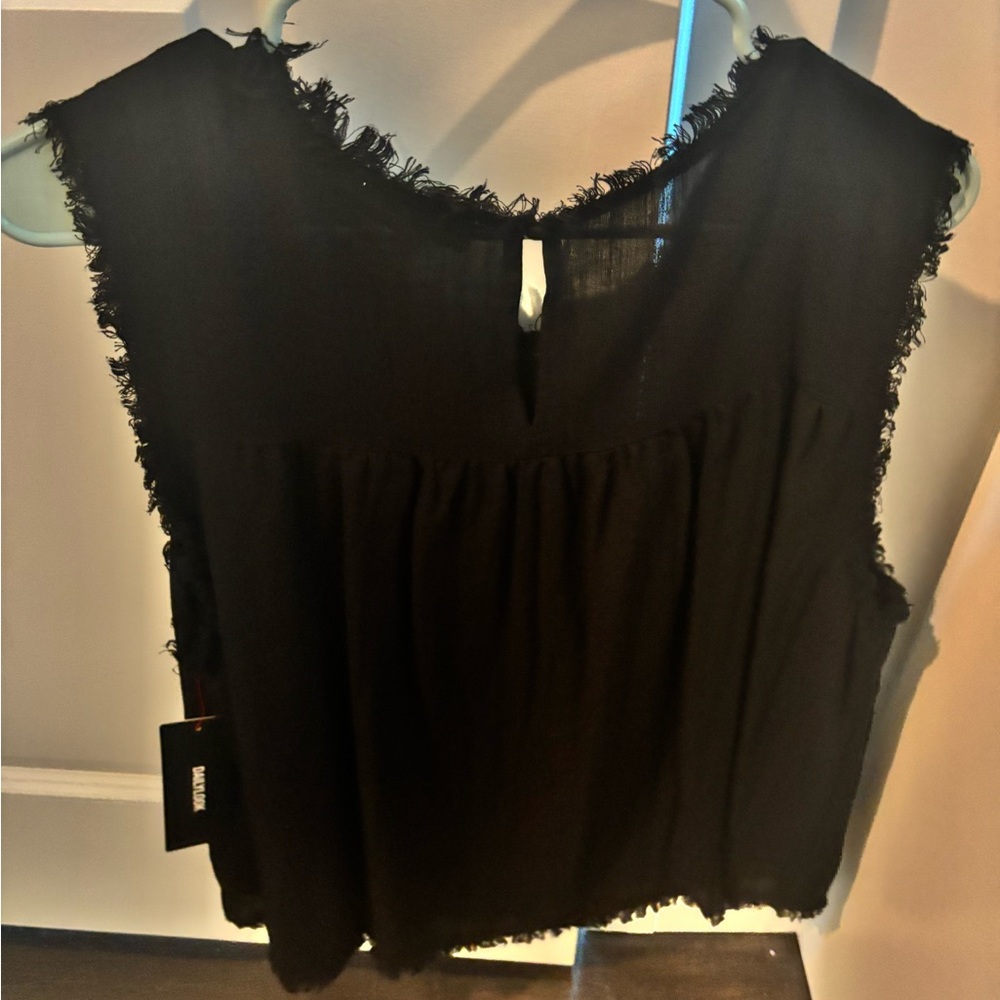 Black Sleeveless Top